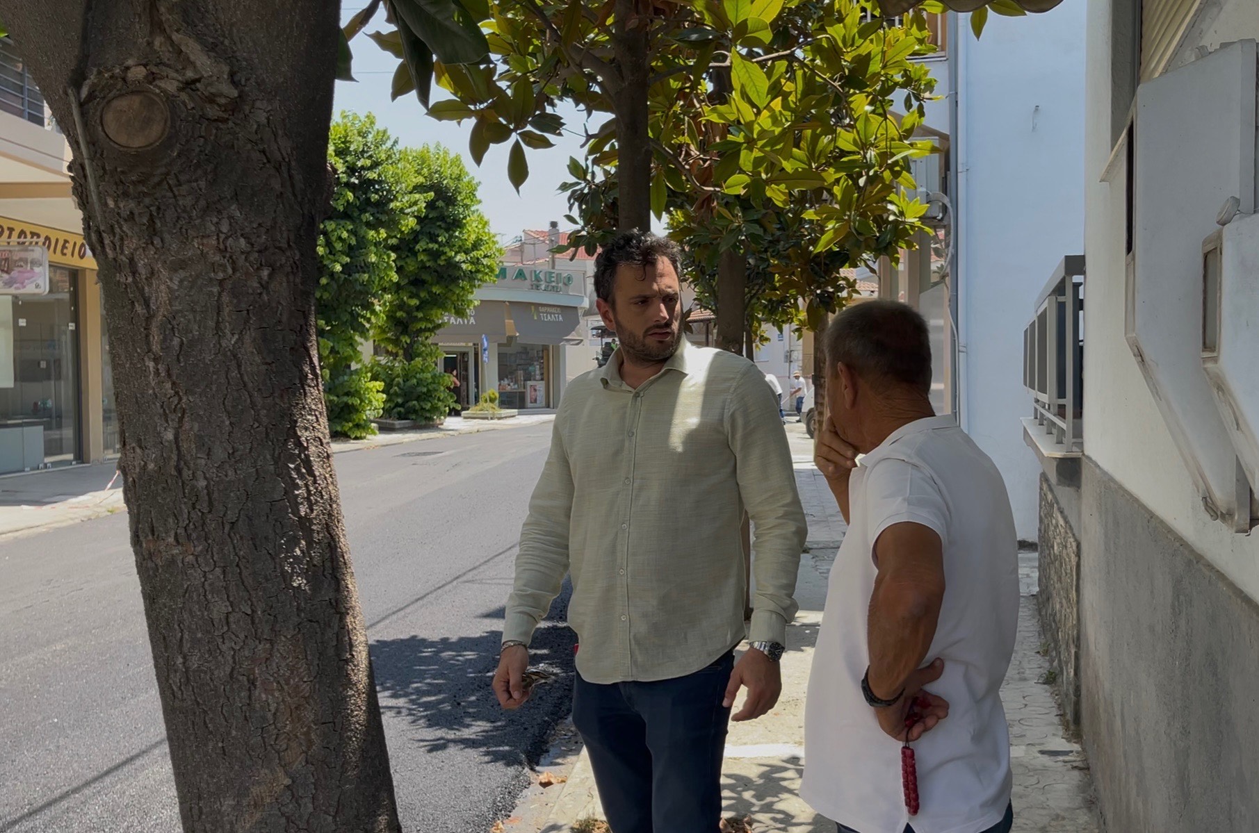 Συνεχίζονται οι ασφαλτοστρώσεις στον Δήμο Τυρνάβου